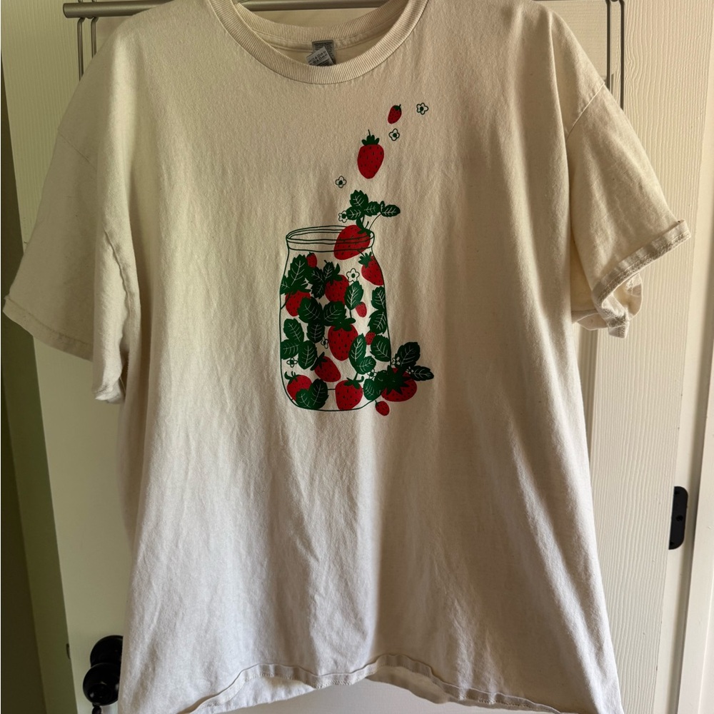 Strawberry Jar Graphic Tee